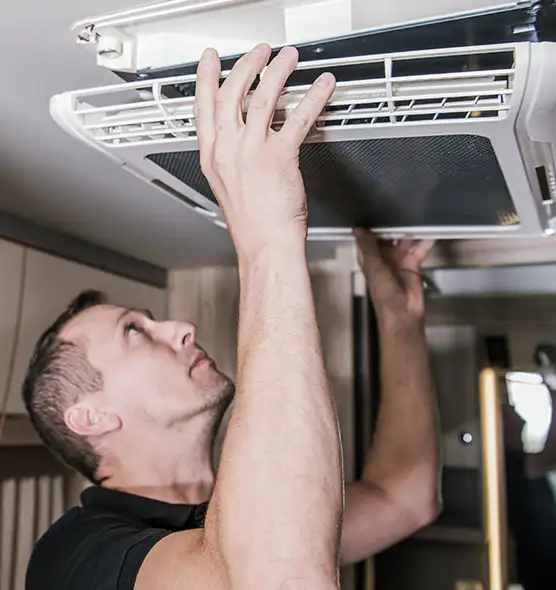  Professional Licensed And Insured Cleaners in Englewood, CO